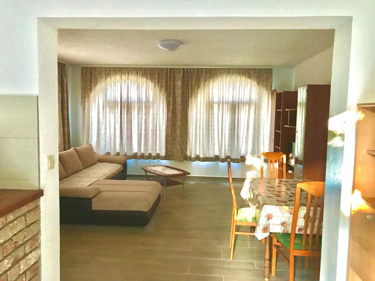 Apartmani Ruzica Zastražišće Zewnętrze zdjęcie