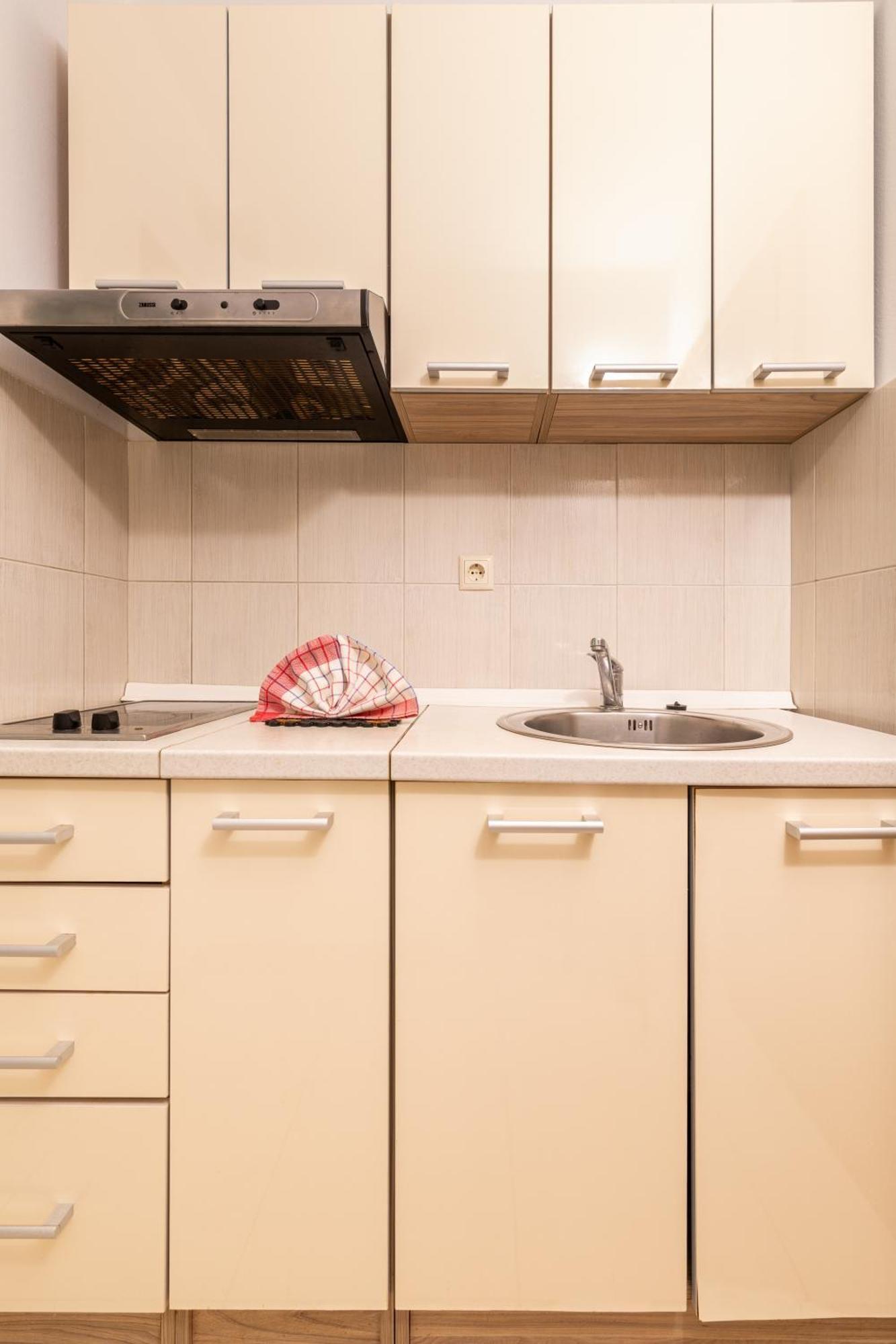 Apartmani Ruzica Zastražišće Zewnętrze zdjęcie
