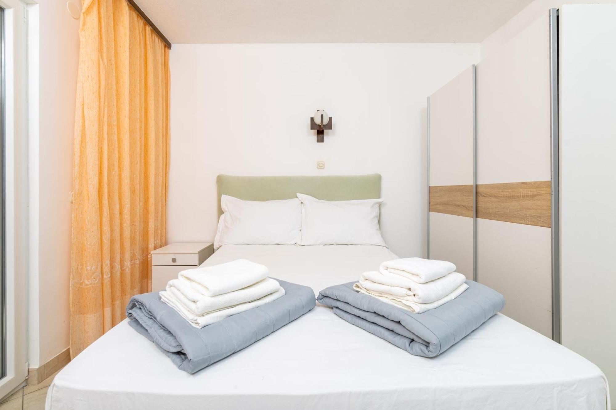 Apartmani Ruzica Zastražišće Zewnętrze zdjęcie