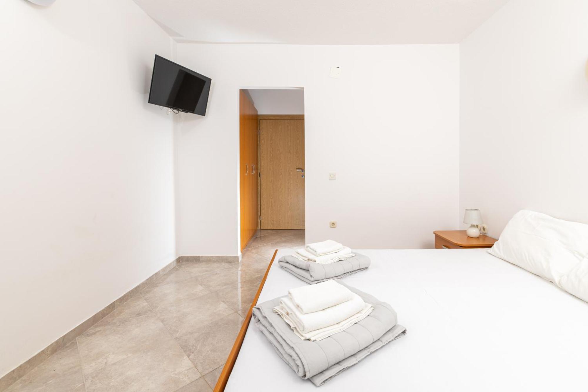 Apartmani Ruzica Zastražišće Zewnętrze zdjęcie